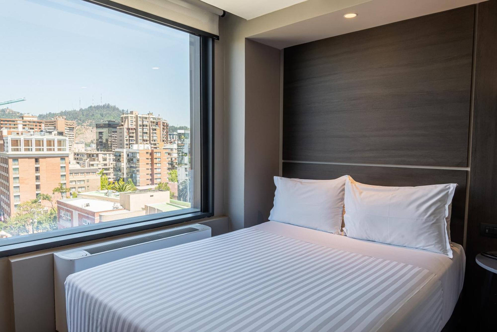Готель Ola Santiago Providencia, Tapestry Collection By Hilton Екстер'єр фото